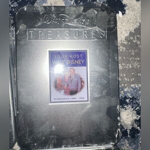 New WALT DISNEY TREASURES - YOUR HOST WALT DISNEY - TV MEMORIES 1956-1965 -